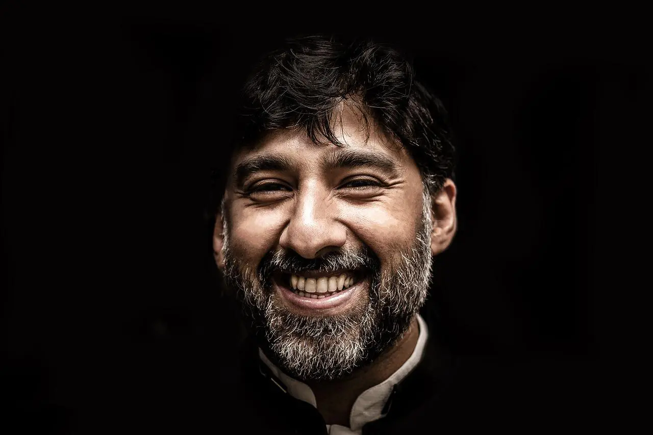 beard, guy, happy-1866984.jpg