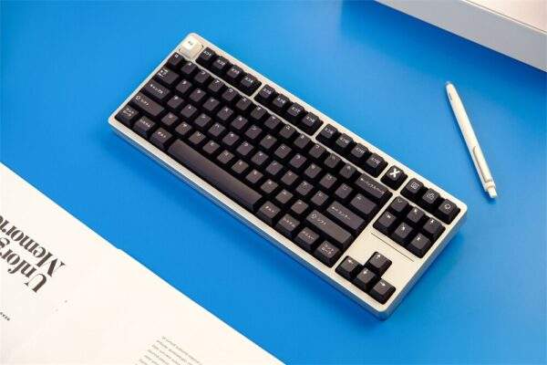 GMK+ Japanese Black Series Cherry Custom Keycap Set