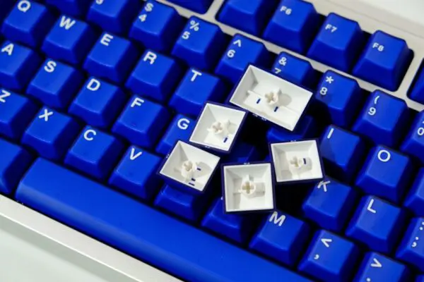GMK+ Intense Blue Cherry Custom Keycap Set