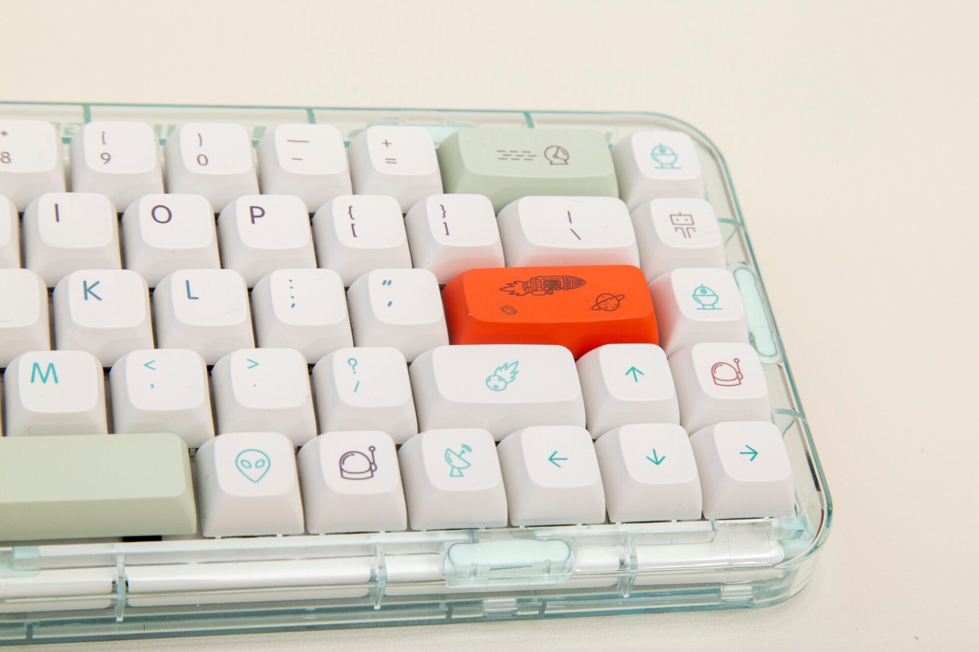 GMK+ ASTRO XDA Custom Keycap Set GMK+ ASTRO XDA Custom Keycap Set