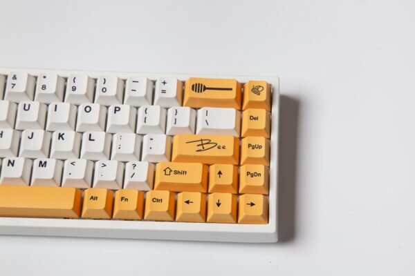 GMK+ Bee Series Cherry Custom Keycap Set