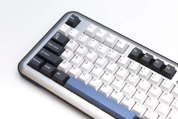GMK+ Arctic Blue White Series Cherry Custom Keycap Set