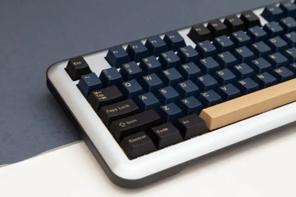 GMK + Blue Samurai Series Cherry Custom Keycap Set is a set of personalized custom keycaps designed for Aero Luna 75 and Link 65 gamer mechanical keyboards.