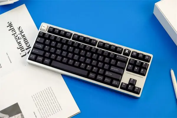 GMK+ Japanese Black Series Cherry Custom Keycap Set