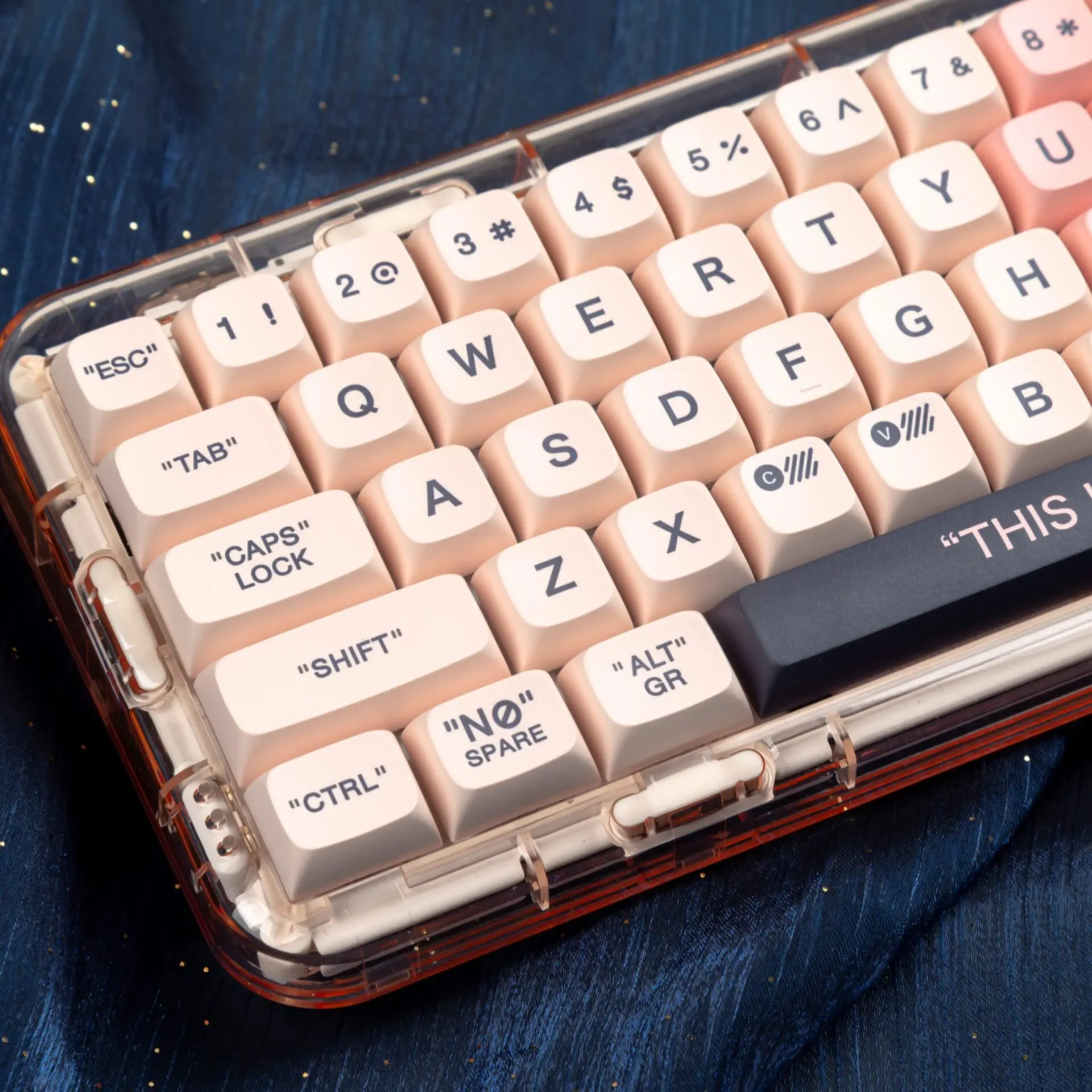 GMK + PINK STAR XDA Custom Keycap Set