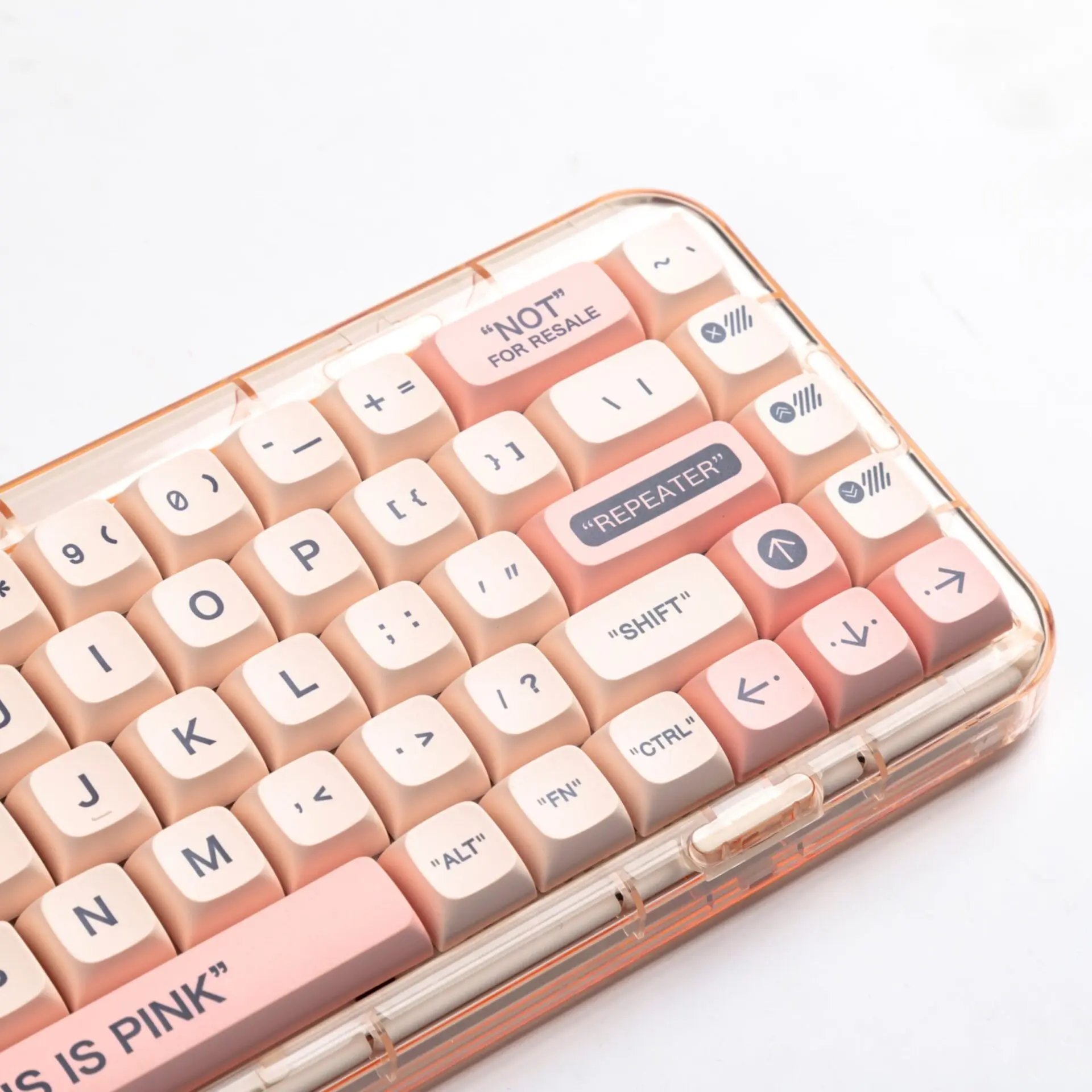 GMK + PINK STAR XDA Custom Keycap Set