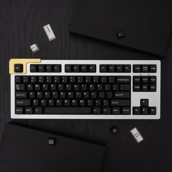 GMK+ Bow Cherry Custom Keycaps Set