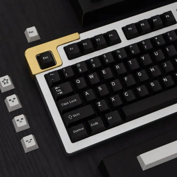 GMK+ Bow Cherry Custom Keycaps Set