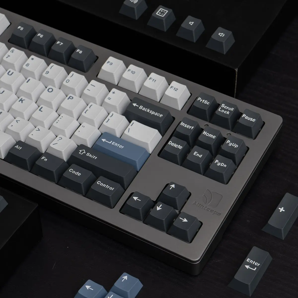 GMK+ Arctic Cherry Custom Keycap Set