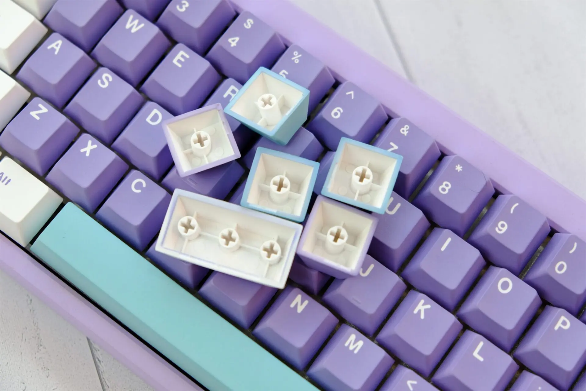 GMK+ Princess Purple Cherry Custom Keycap Set