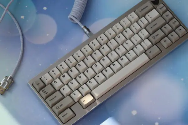 GMK+ Minimalist Brown Cherry Custom Keycap Set - Image 3
