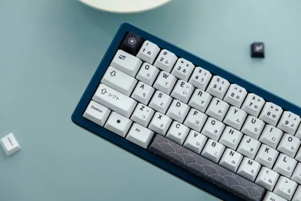 GMK+ Kaminarimon Cherry Custom Keycap Set