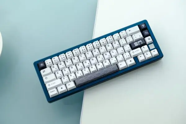 GMK+ Kaminarimon Cherry Custom Keycap Set
