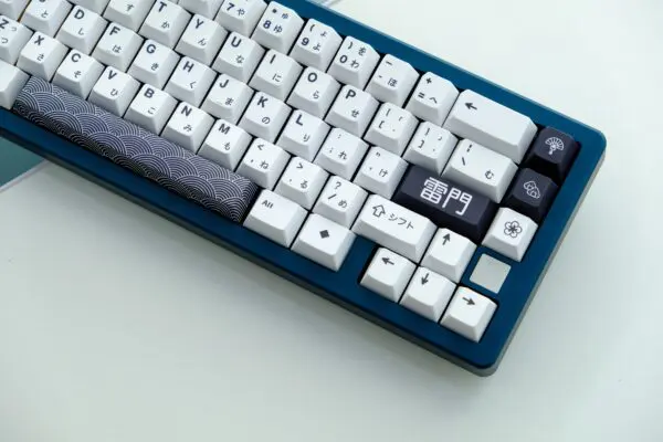 GMK+ Kaminarimon Cherry Custom Keycap Set