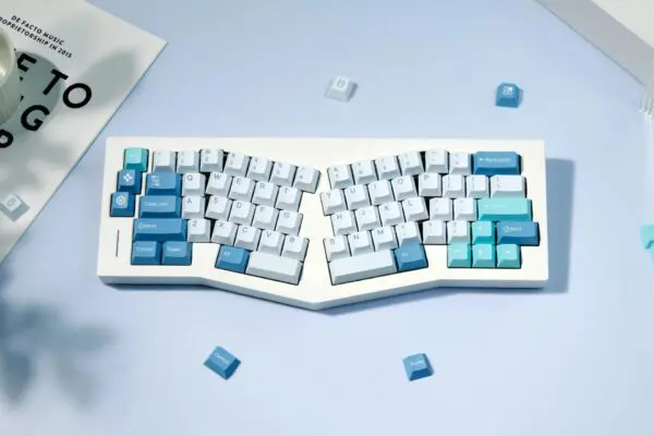 GMK+ Piano Cherry Custom Keycap Set