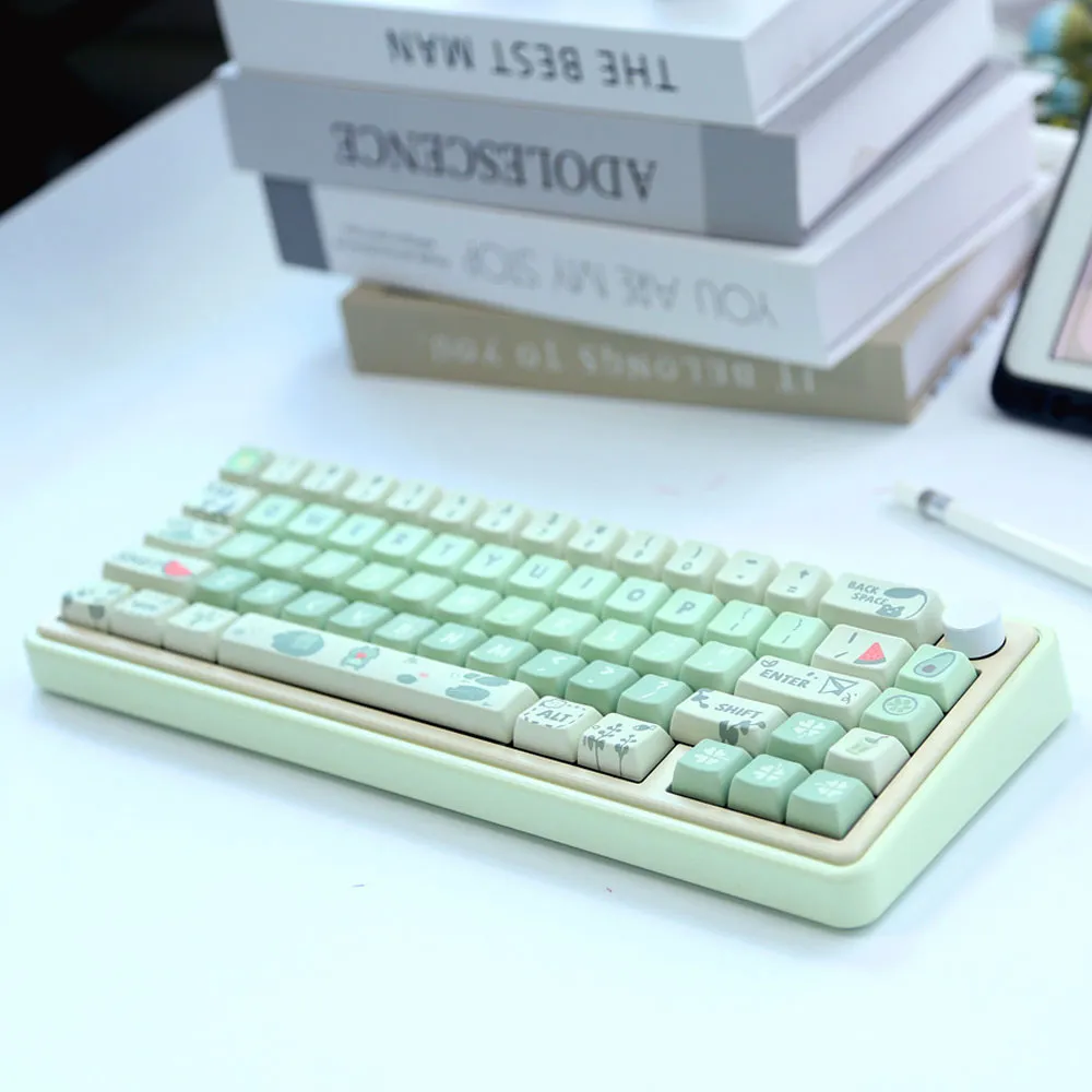Teclas MDA PBT para manualidades, juego de tapas de bolas con temática de rana pequeña, verde leche, sublimación de calor de cinco lados, LMK67, GMK67, 148, 66 teclas