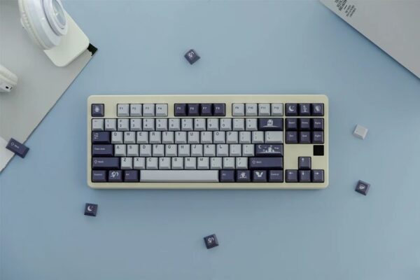 GMK+ Zero-G Cherry Custom Keycap Set